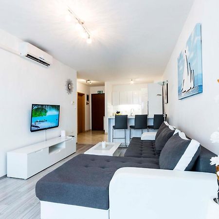 Apartment Elena Πούλα Εξωτερικό φωτογραφία