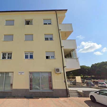Apartment Elena Πούλα Εξωτερικό φωτογραφία