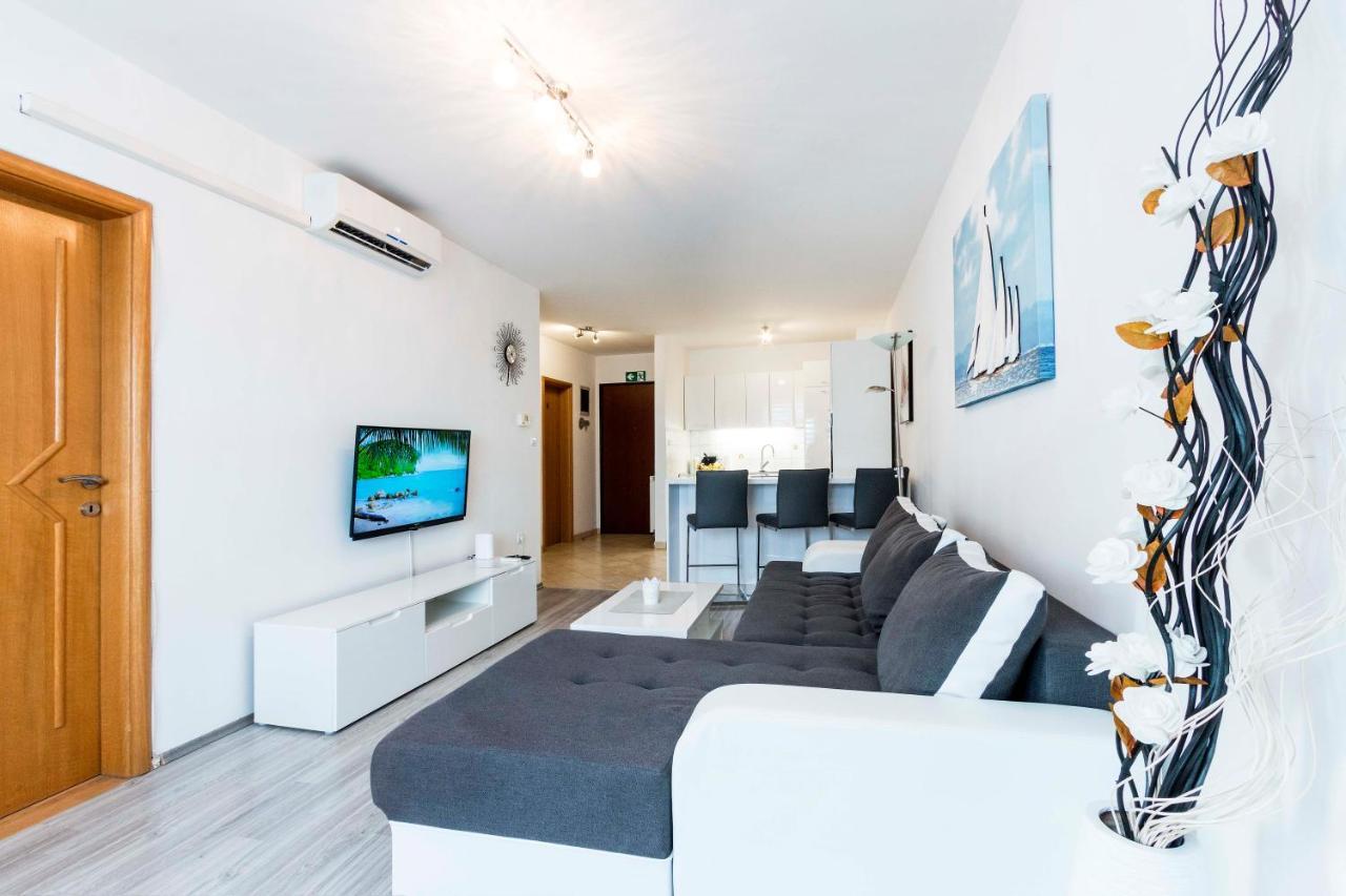 Apartment Elena Πούλα Εξωτερικό φωτογραφία